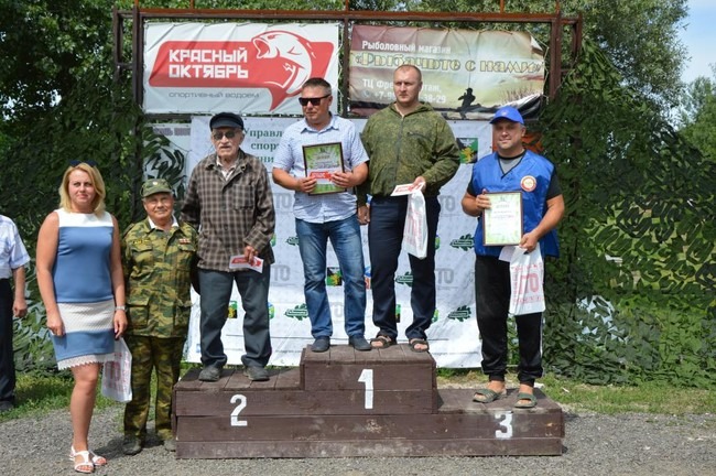 Команда белгородского ДОСААФ взяла бронзу на соревнованиях рыбаков